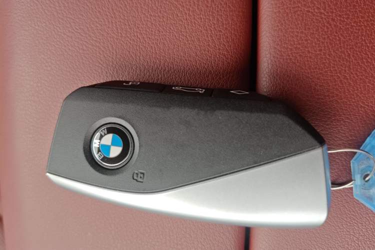 Used BMW X5 2023 xDrive 30Li Luxury M Sport Package Vehicle Key