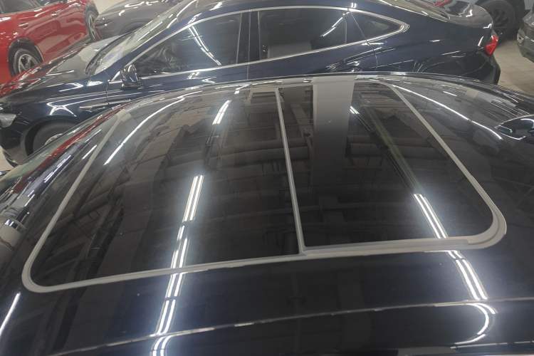 Used Hongqi H5 2025 1.5T DCT Qiyun 500 000th Unit Commemorative Edition Roof