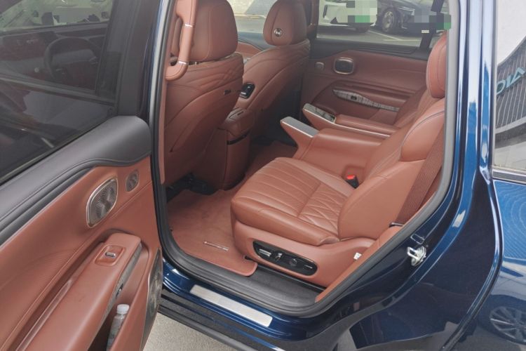 Used Hyptec HL 2025 700 Ultra Six-Seater All-Wheel-Drive LiDAR Version
