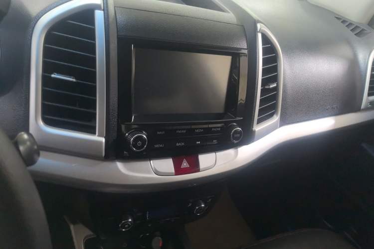 Used JAC Group Refine S3 2016 1.5L Manual Luxury Smart Version
