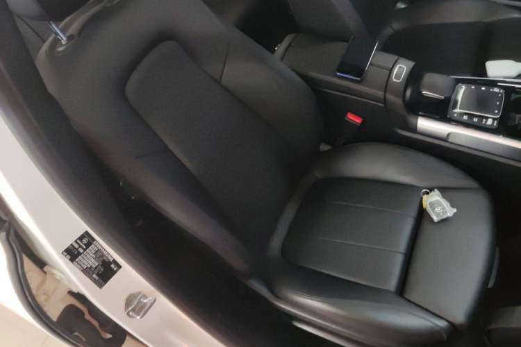 Used Mercedes-Benz EQB 2022 EQB 260 Right Front Seat