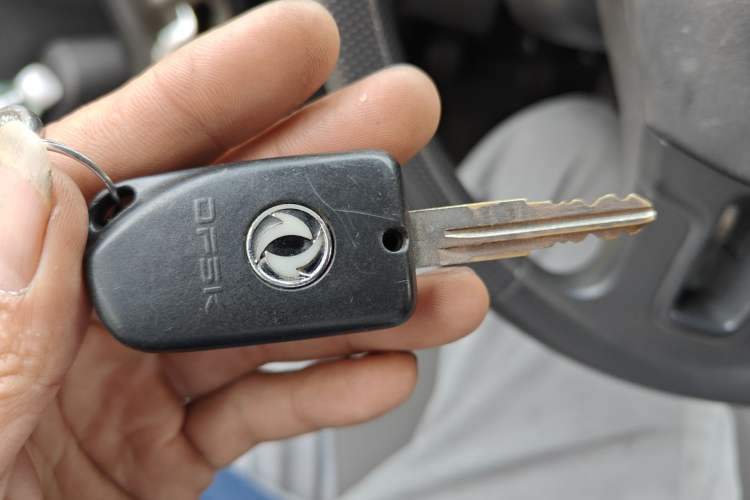 Used Dongfeng Xiaokang K07S 2015 1.2L Practical Version DK12-05