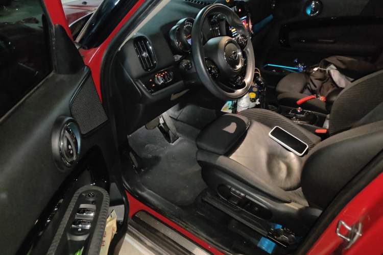 Used MINI Countryman 2018 1.5T COOPER Artist