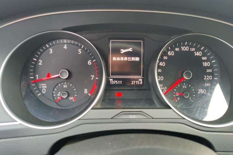 Used Volkswagen Magotan 2019 280TSI DSG Comfort Model China VI Standard Instrument Cluster