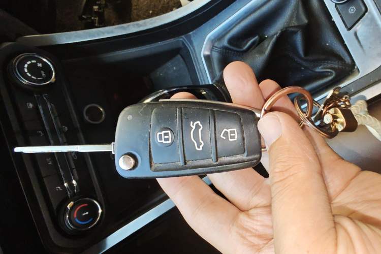 Used Chery Tiggo 3X 2021 Revised Diamond Edition 1.5L Manual 2 Carat Vehicle Key