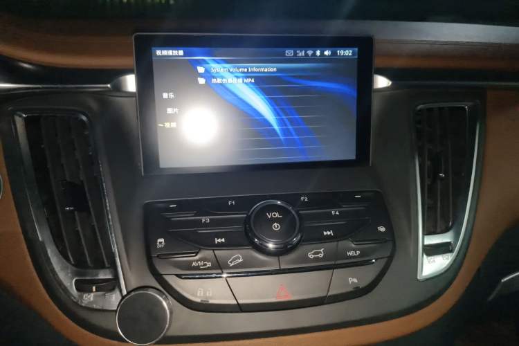 Used Soueast DX7 2015 1.5T Automatic Prestige Model