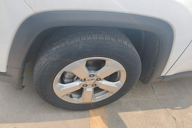 Used Jeep Compass 2017 200T Automatic Family Edition