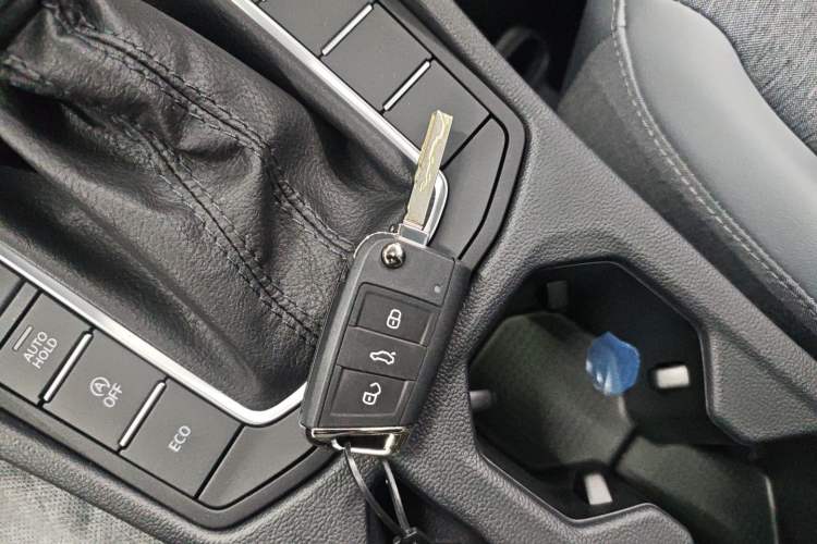 Used Volkswagen Sagitar 2025 Facelift 200TSI DSG Flyover Edition
