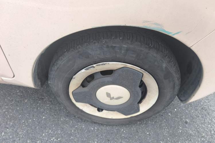 Used Wuling Hongguang MINIEV 2021 Macaron Premium Model – Lithium-NMC
