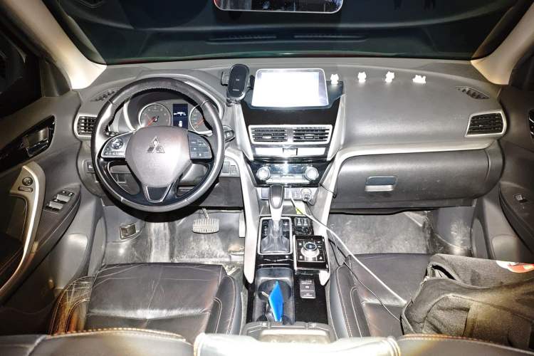 Used Mitsubishi Eclipse Cross 2019 1.5T CVT Two-Wheel Drive Belief Edition China VI Standard