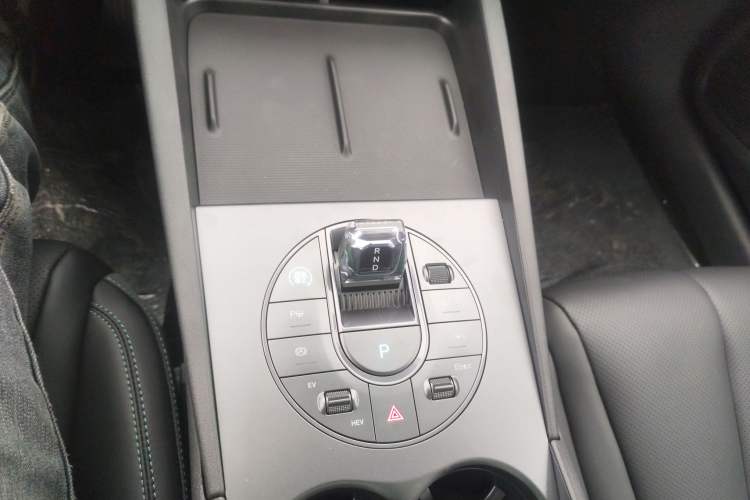 Used BYD Seal 06 New Energy 2025 DM-i Smart Drive 80KM Luxury Model
