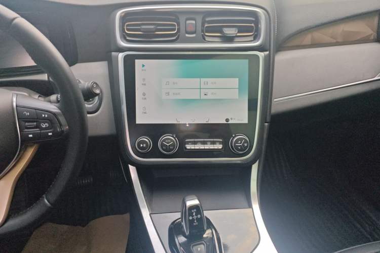 Used Lynk & Co 01 2017 2.0T Two-Wheel-Drive Version
