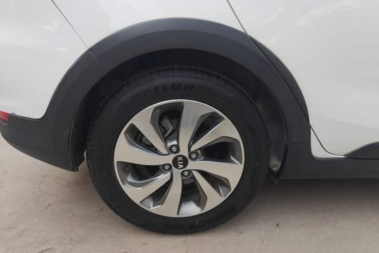 Used Kia KX Cross 2017 1.4L MT GLS Right Rear Wheel Hub