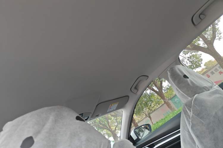 Used Geely Auto Emgrand 2026 Model 4th Generation 4 Millionth Anniversary Edition 1.5L CVT Overdrive Edition
