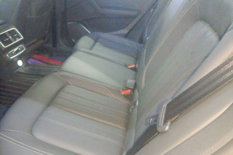 Used Audi Q5L 2020 40 TFSI Prestige Fashion Edition Left Rear Seat