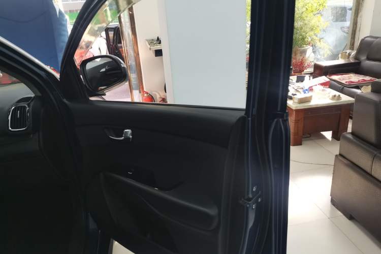 Used Kia KX3 2015 1.6L Automatic Two-Wheel Drive DLX