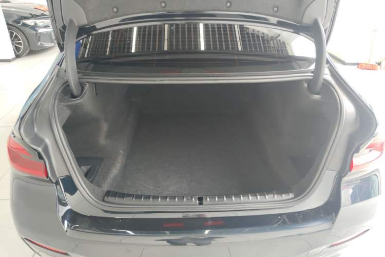 Used BMW 5 Series 2022 Restyled 525Li M Sport Package