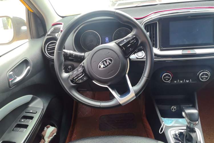 Used Kia kx1 Stonic 2019 1.4L Automatic Fun Edition China VI