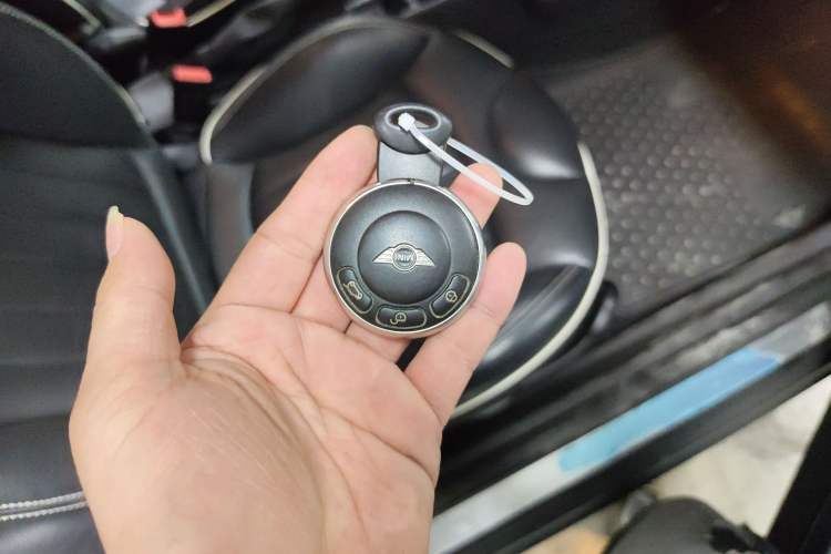 Used MINI Clubman 2011 1.6L COOPER Fun Vehicle Key