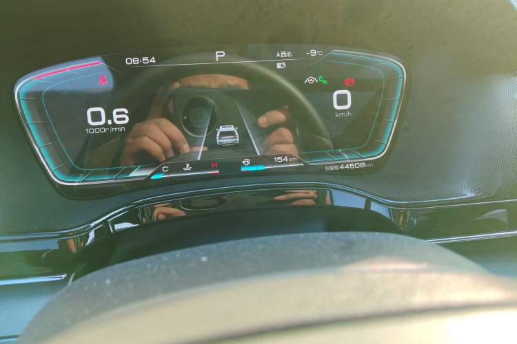 Used BYD Tang 2021 2.0T Automatic Flagship Edition Odometer Close Up