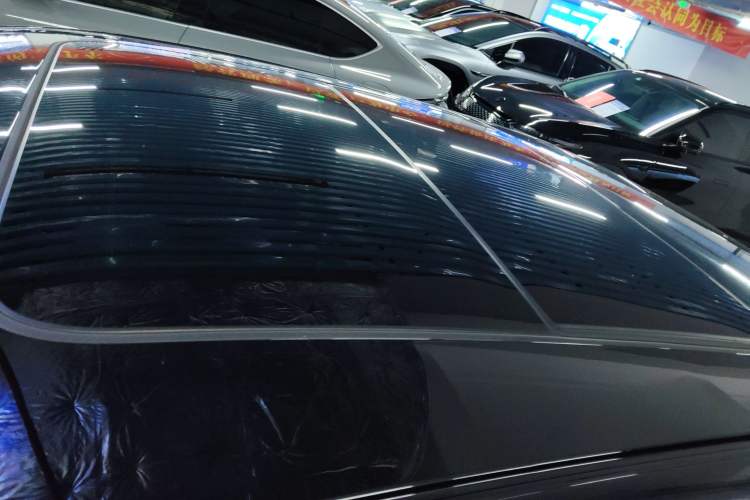 Used Lynk & Co 07 2024 EM-P 126 Long-Range Halo Roof