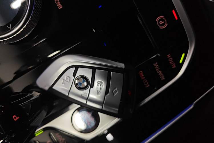 Used BMW X5 2022 xDrive 30Li Luxury M Sport Package