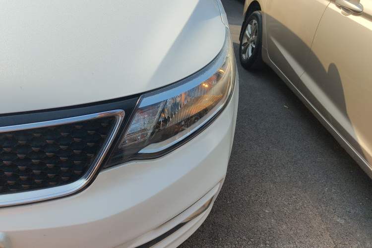 Used Kia K2 2015 Sedan 1.4L Automatic GLS