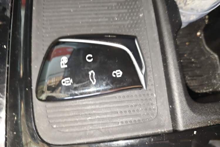 Used Dongfeng Aeolus SKY EV01 2025 530 km PRO Elite Executive Version Interior 1