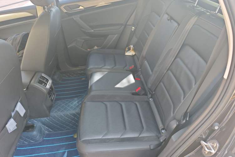 Used Volkswagen Tayron 2020 330TSI Two-Wheel Drive Luxury Smart Connectivity Version