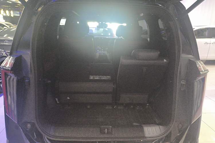 Used GAC Trumpchi M8 2024 Zongshi Series 400T Ultimate Edition Trunk