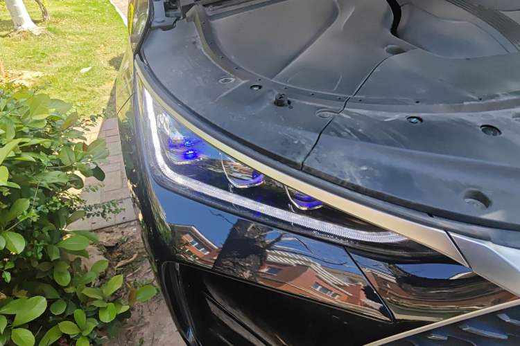 Used BYD Tang New Energy 2024 DM-i Glory Edition 112KM Flagship Model
