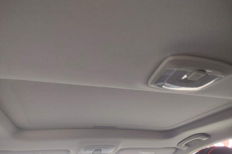 Used SsangYong Korando 2015 2.0L 4x4 Automatic Zhi Chun Edition
