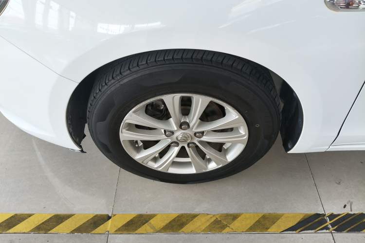 Used Buick GT 2017 15N Manual Entry-Level Trim