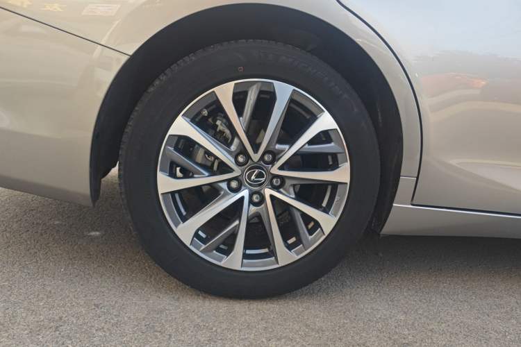 Used Lexus ES 2022 200 Luxury Edition
