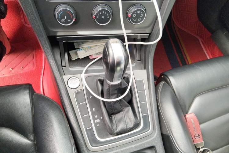 Used Volkswagen Golf 2016 230TSI Automatic Luxury Version