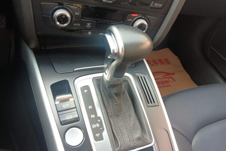 Used Audi A4L 2016 35 TFSI Collector's Edition Automatic Standard Model
