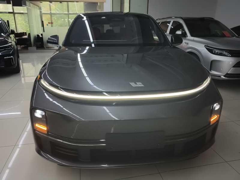 Used Li Auto L7 2023 Pro Model — 2