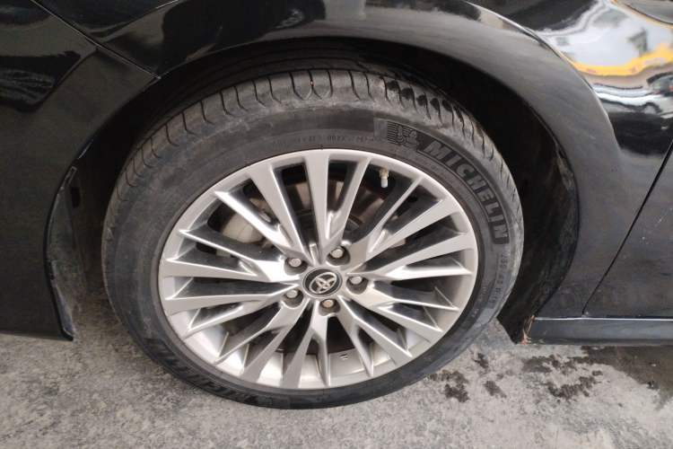 Used Toyota Camry 2019 Dual-Engine 2.5 HG Luxury Edition China VI Standard Exterior 4