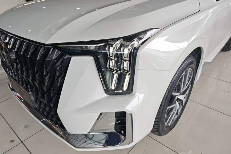 Used GAC Trumpchi GS8 2022 Dual-Engine Series 2.0TM Two-Wheel Drive Prestige Edition (7 Seats) Left Front Headlight