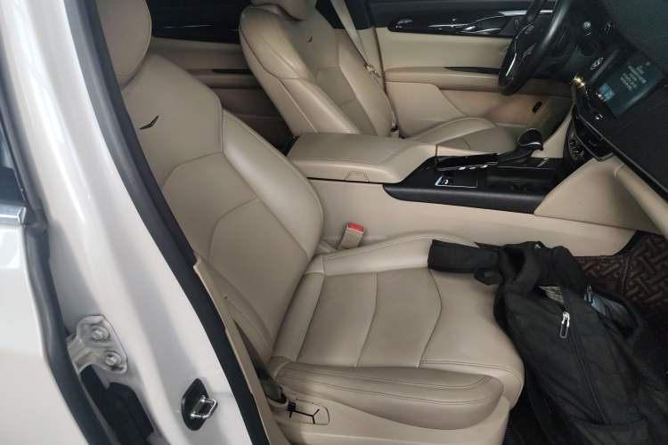 Used Cadillac CT6 2016 28T Fashion Edition Right Front Seat