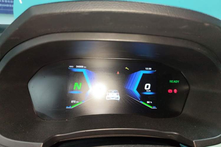 Used Brilliance Xinri i03 2022 Youth Edition 31.45 kWh Instrument Cluster