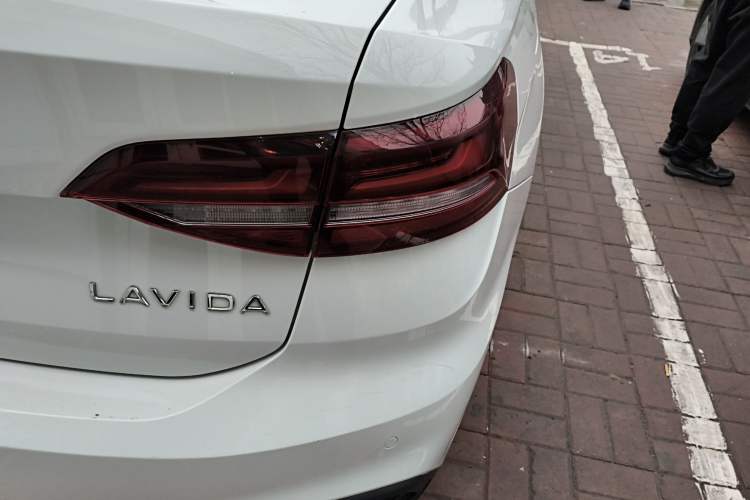 Used Volkswagen Lavida 2023 Revised 1.5L Automatic DeYi Edition
