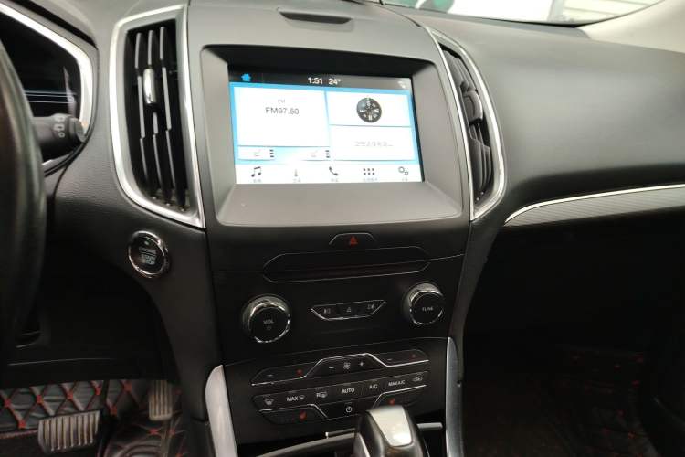 Used Ford Edge 2018 EcoBoost 245 Two-Wheel-Drive Titanium 7-Seater China VI Standard
