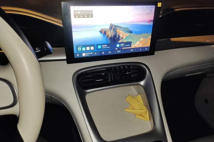 Used Geely Galaxy Geome 2025 310km Youth Edition Audio And AC Panel