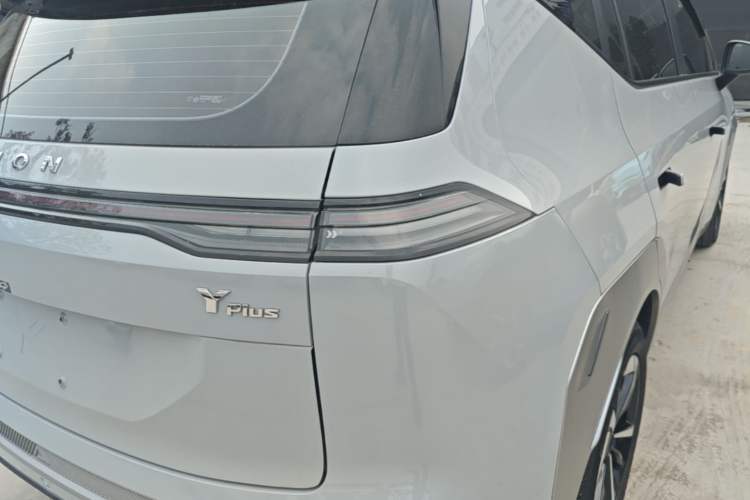 Used AION Y 2024 Plus 610 Intelligent Driving Version Right Rear Taillight