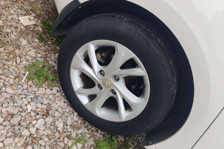 Used Citroen Elysee 2014 1.6L Manual Fashion Edition Right Rear Wheel Hub