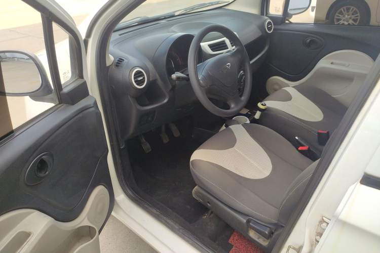 Used Chery QQ 2013 1.0L Manual Active Version
