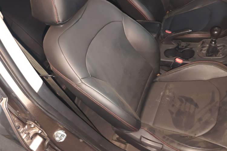 Used Hyundai ix35 2013 2.0L Manual 2WD Comfort GL China IV Standard