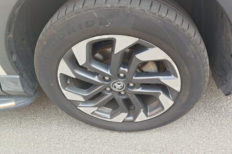 Used Toyota RAV4 2016 2.5L Automatic 4x4 Elite Edition Exterior 7