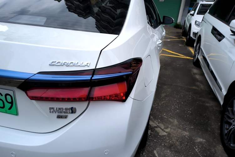 Used Toyota Corolla Hybrid E+ 2019 1.8L E-CVT Leading Edition